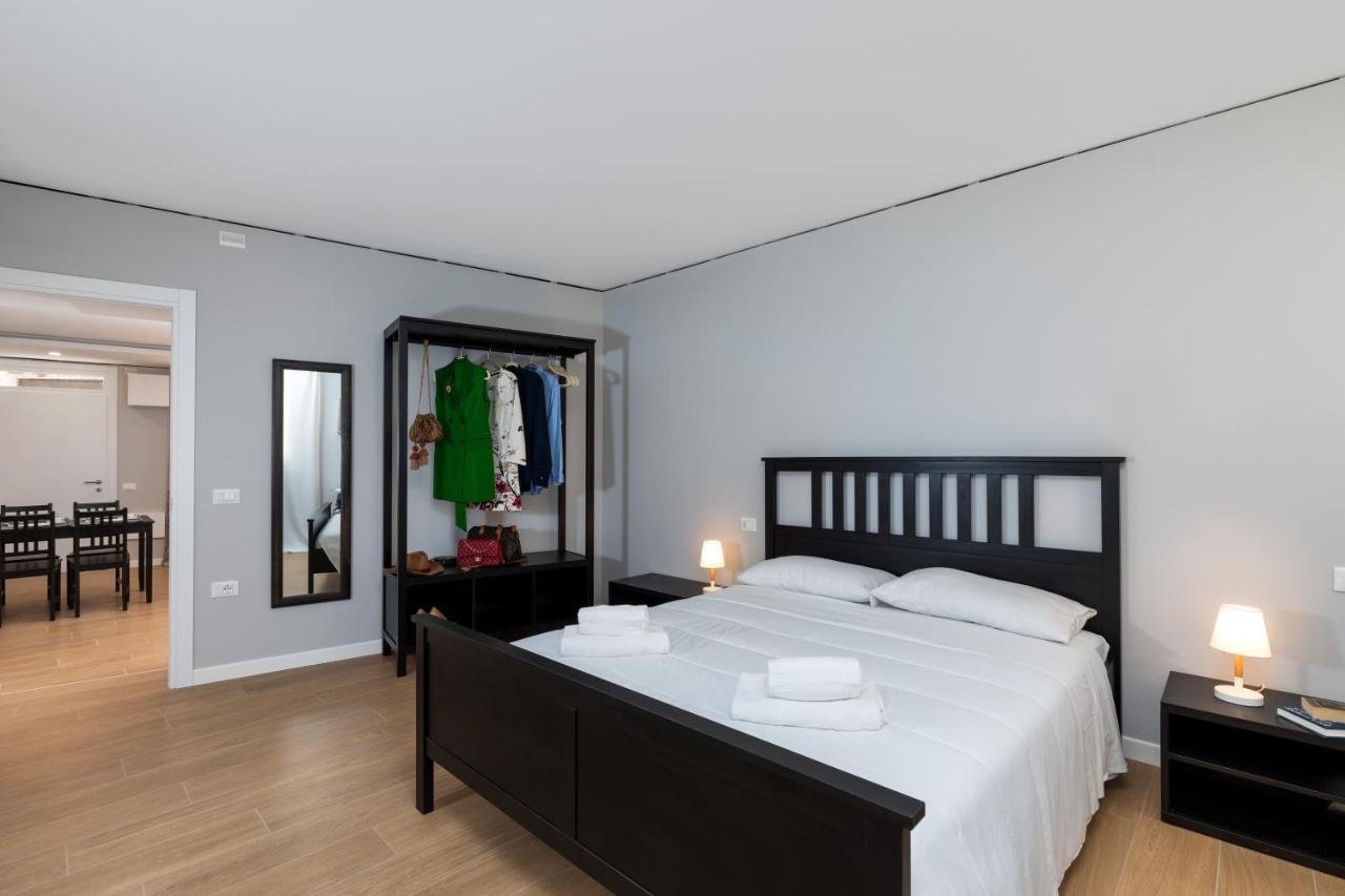 Bricola Biennale Apartments Venetië Buitenkant foto